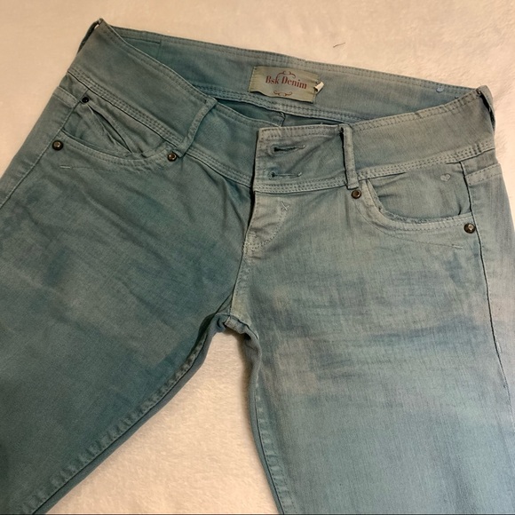 Vintage Wash Green Jeans from Bershka - Picture 4 of 9